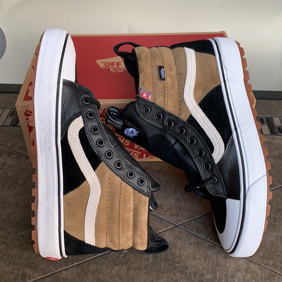 Vans Shoes - VANS SK8-HI MTE 2.0 DX DIRT/TRUE WHITE WMNS